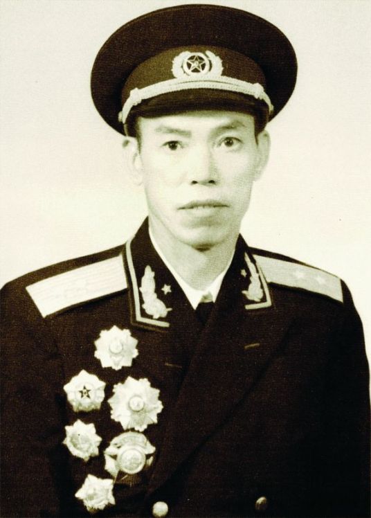 1950年，彭老總前往朝鮮戰場時借了三隻虎，最後他們戰績如何？