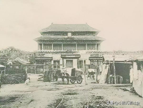 老北京的城門有多壯觀? 老北京的城門有多壯觀?