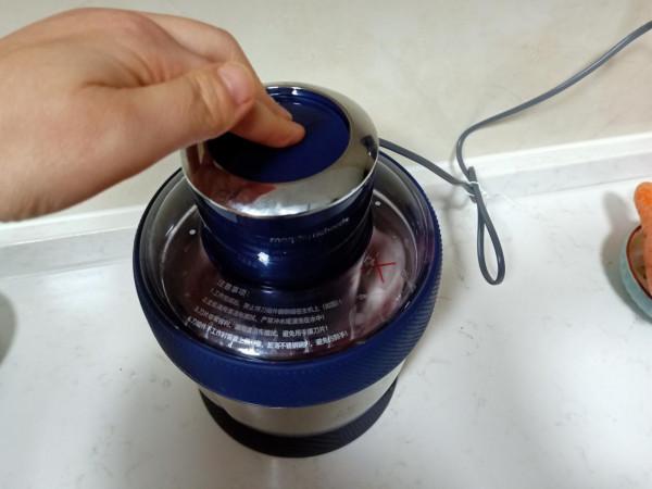 這菜別稱“皇帝菜”，天越冷越肥美，用來包餃子，鮮美好吃滿口香