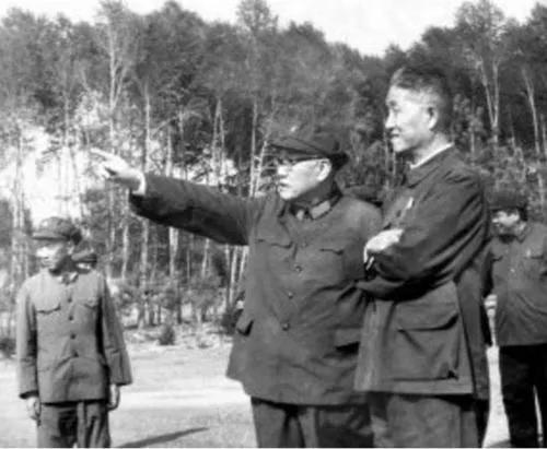 東北軍區副司令員賀晉年遭遇歹徒挑釁,將軍說:你們撞到槍口上了 東北軍區副司令員賀晉年遭遇歹徒挑釁,將軍說:你們撞到槍口上了