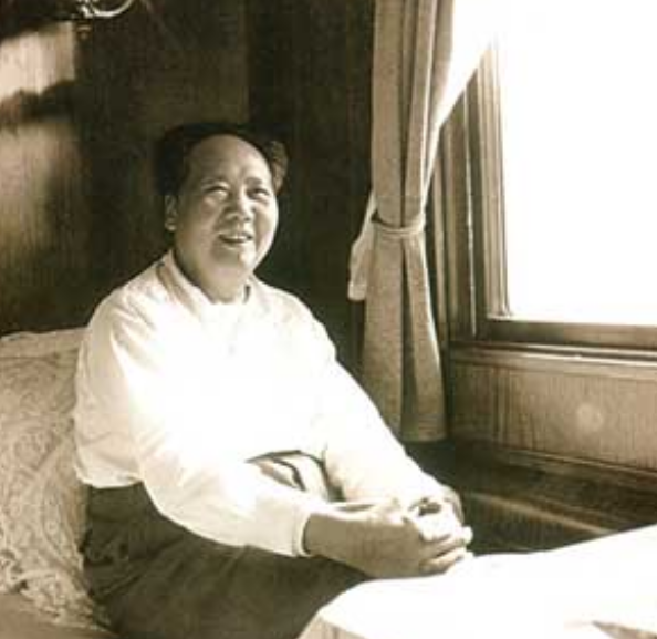 他為毛主席做飯22年,從不放醬油,做完飯後必須銷燬選單,為何? 他為毛主席做飯22年,從不放醬油,做完飯後必須銷燬選單,為何?