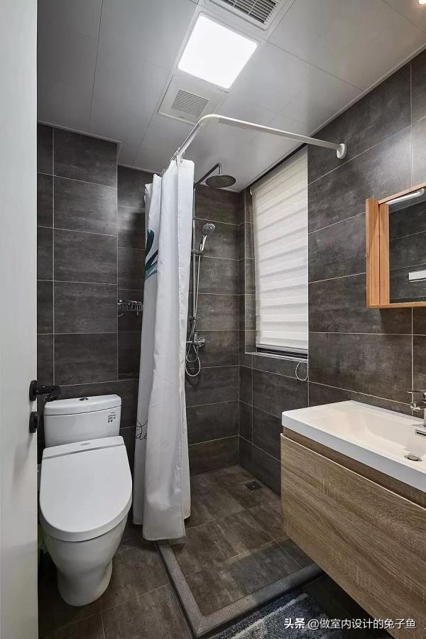 衛生間牆磚、地磚顏色搭配建議，別再只有“黑白灰”了，這樣更美