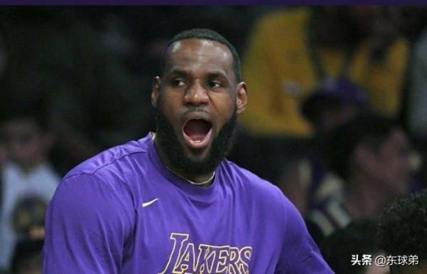 詹姆斯回擊濃眉受傷未攙扶，麥迪18歲女兒亮相，湖人名宿追瓦妮莎