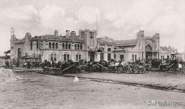 哈爾濱火車站，百張歷史老照片，四代站舍更替，你不一定見過