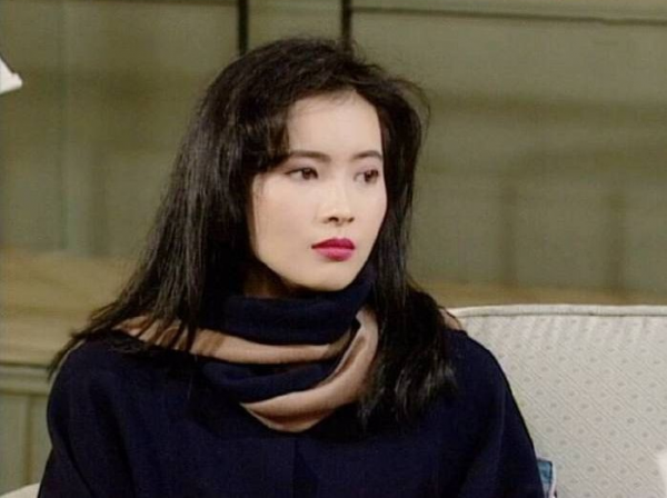 她含恨去世後，這個娛樂圈性侵之謎還能水落石出嗎？