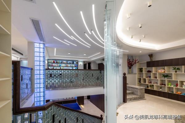 600㎡現代風別墅，跳躍的色彩點亮生活的絢麗