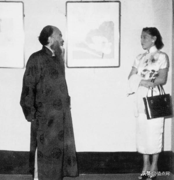 張大千極罕見「朱橙潑彩」染寫秋色 美術館級鉅作驚豔亮相中國嘉德 張大千極罕見「朱橙潑彩」染寫秋色 美術館級鉅作驚豔亮相中國嘉德