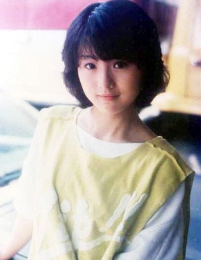 36歲嫁入豪門,6年後被曝出軌“乾兒子”,前夫的話讓她身敗名裂 36歲嫁入豪門,6年後被曝出軌“乾兒子”,前夫的話讓她身敗名裂