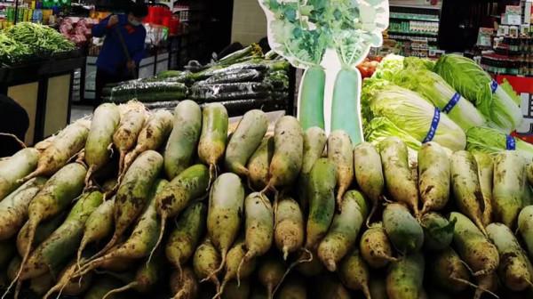 冬天，白菜韭菜靠邊站，抓緊吃這菜，用來蒸包子很鮮嫩，太香了