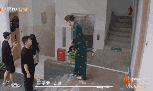 趙小棠喊周九良老baby?女愛豆和相聲演員,上節目公費戀愛? 趙小棠喊周九良老baby?女愛豆和相聲演員,上節目公費戀愛?