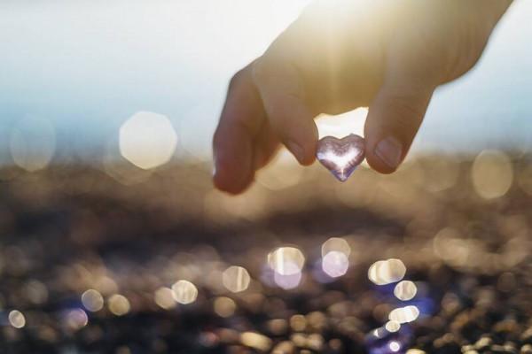 夜讀丨歲月如梭，何不熱愛生命