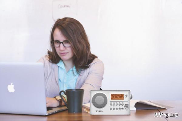 每週一機｜22-01|支援隨身碟播放的二波段收音機