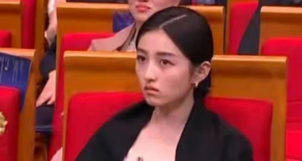 金雞獎獲獎名單公佈：張譯緊張咬嘴唇，張小斐奪影后激動落淚