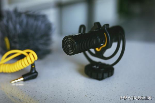 輕量級必備 體驗愛圖仕deity v-mic d4 duo雙向拾音攝影麥克風