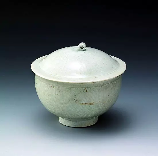 新加坡海域古沉船發現大批元青花