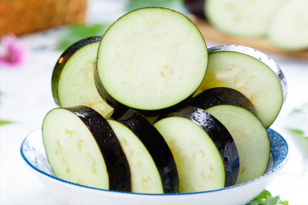 炸茄盒，“3粉1水”是關鍵，分享正確做法，金黃酥脆不塌陷