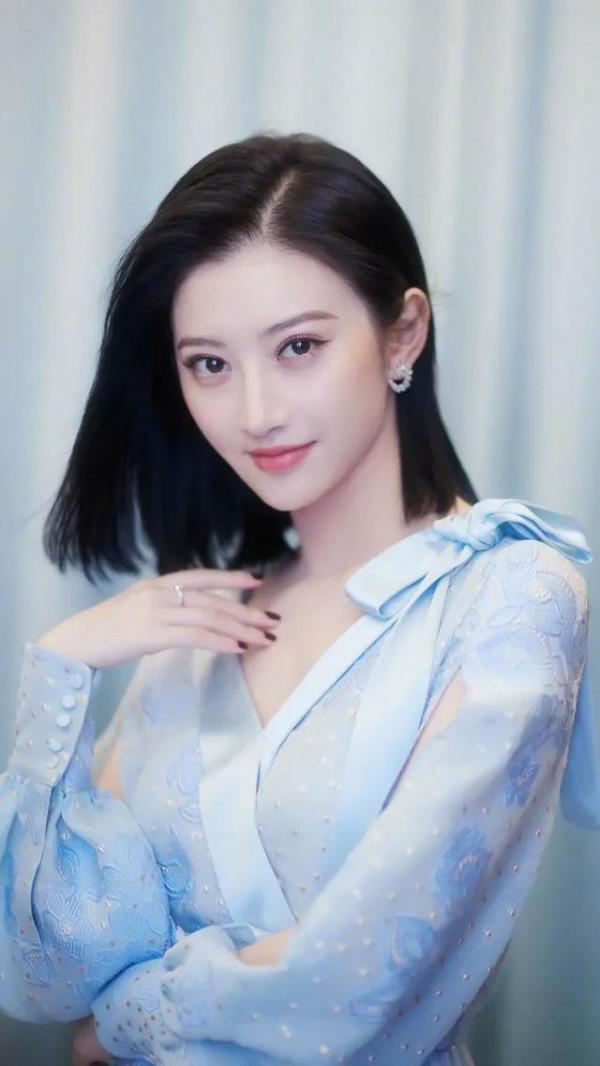 景甜，笑起來真甜