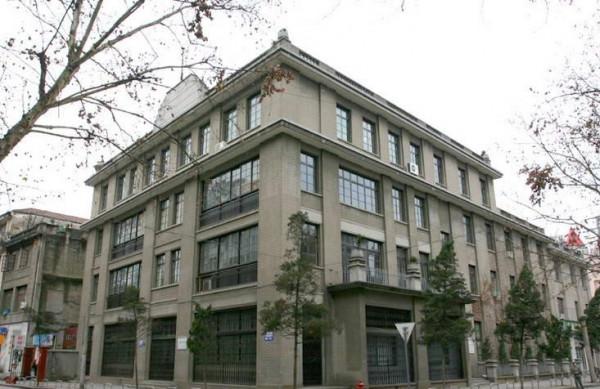 1938年,武漢11歲童養媳獲救,周恩來對她說:你父親是劉少奇 1938年,武漢11歲童養媳獲救,周恩來對她說:你父親是劉少奇