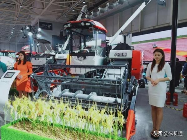 升級大戰風雲又起,全喂入水稻聯合收穫機跨入7公斤時代 升級大戰風雲又起,全喂入水稻聯合收穫機跨入7公斤時代