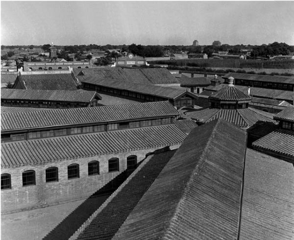 新中國奇蹟-北京“功德林”大學