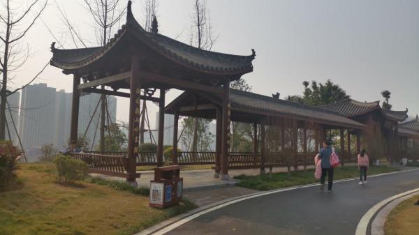 重慶大足地標公園，號稱面積最大景觀最美，辛苦走完總感覺不對