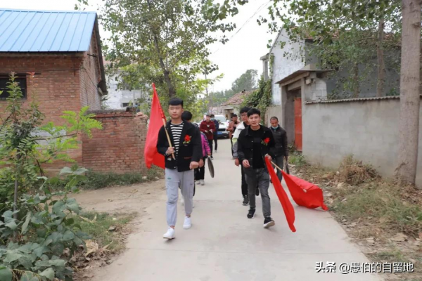 這才是真實的十月鄉村，純樸而美好，看後彷彿回了一次老家