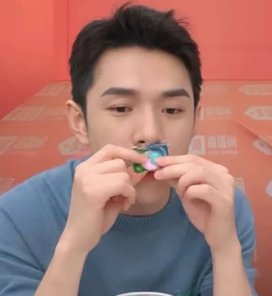 “氛圍感”又催紅了一門收割女孩的生意