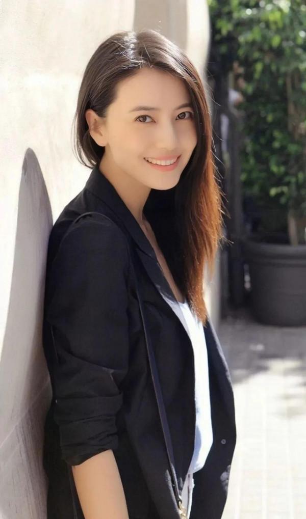 高圓圓 女神明星高畫質美圖桌布