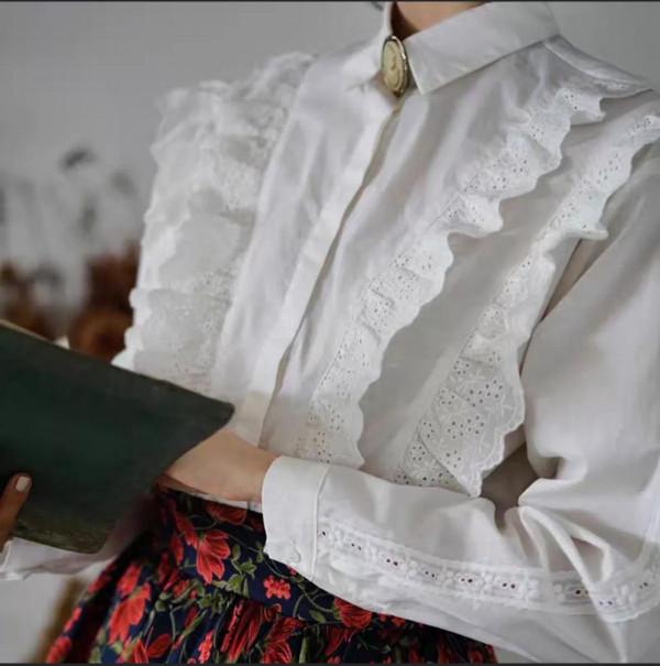 服裝中基礎款和設計款的區別