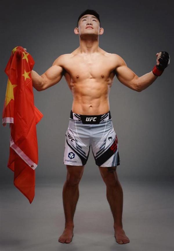 獲得國際認可！宋亞東在ESPN25歲以下最具潛力的拳手排行榜中霸榜