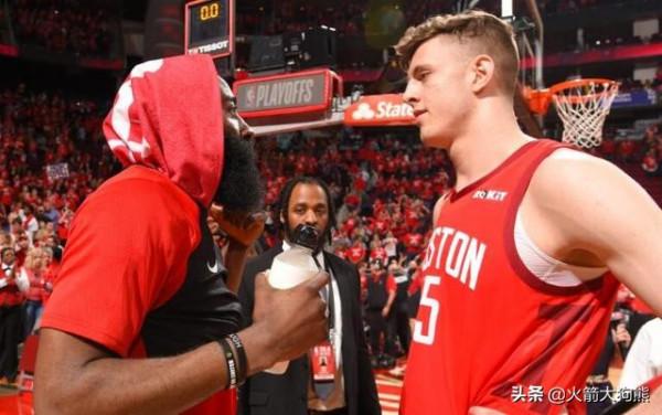 2年換4隊!火箭棄將終得歸宿,單場16+8+5,23歲中鋒公開感謝休城 2年換4隊!火箭棄將終得歸宿,單場16+8+5,23歲中鋒公開感謝休城