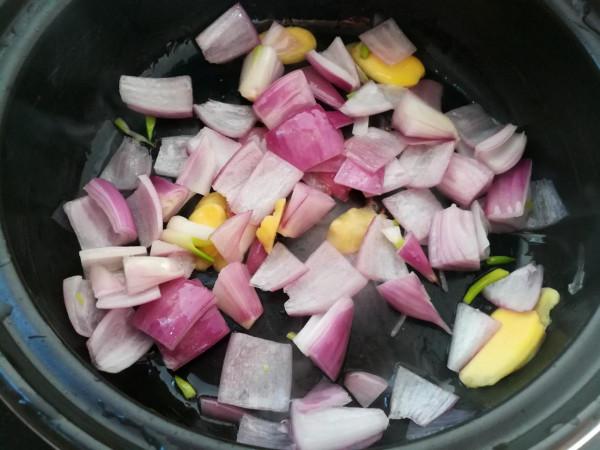 冬天做燉菜，要學會做“減法”，菜香味美湯汁濃郁，家人都愛吃