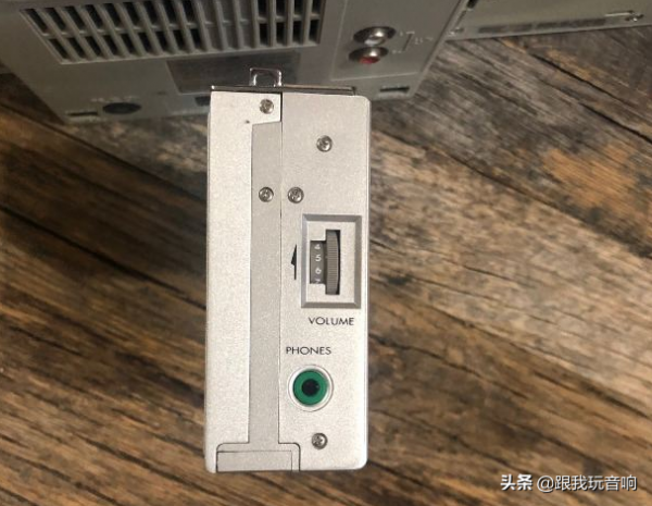 JVC PC-RM100JW盒式錄音機 收音機擴音器 可拆卸行動式組合音響系統 JVC PC-RM100JW盒式錄音機 收音機擴音器 可拆卸行動式組合音響系統