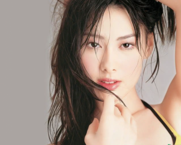 梁洛施：為李澤楷3年生3子，拒絕5億分手費，不嫁豪門仍活得精彩