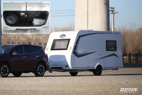 體驗法式浪漫，最大總質量1&period;2噸！卡萊爾ANTARES STYLE 390拖掛房車