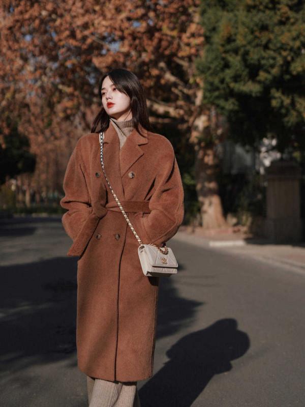 又到了穿大衣的季節,大衣款式如何選?幾個技巧保你不踩雷 又到了穿大衣的季節,大衣款式如何選?幾個技巧保你不踩雷