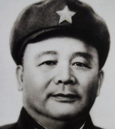 建國後，傅作義前往北京面見毛澤東，直言：主席，我想見見詹大南