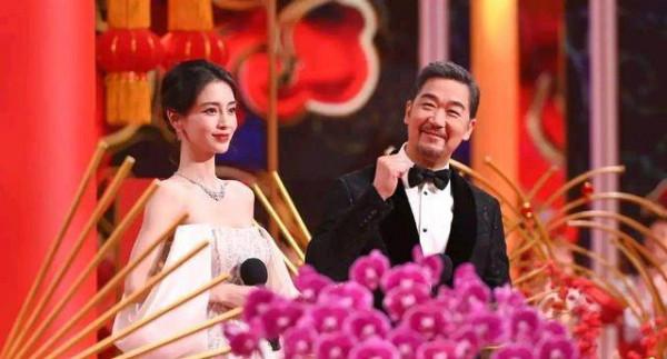 2022開年才9天，就有9對夫婦惹爭議：謝娜惹人嫌，黃磊孫莉被質疑