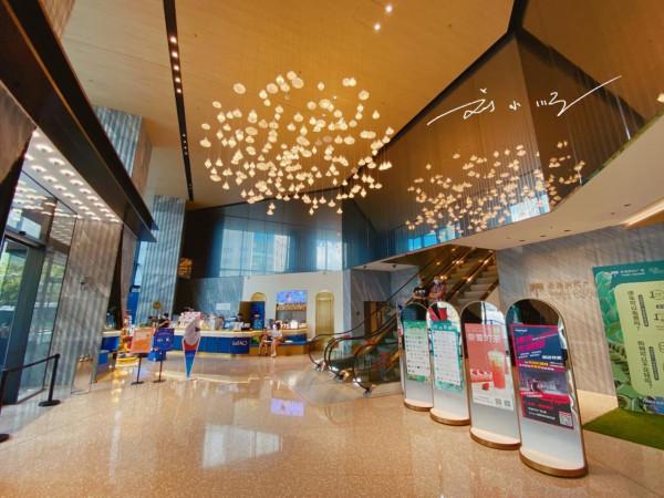 上海浦東有一家老牌商場，關店兩年升級改造，如今變得高階感滿滿