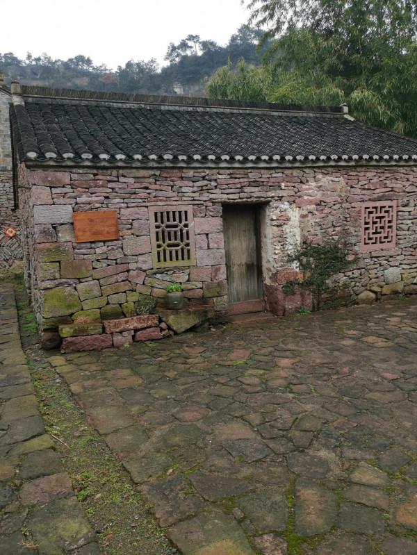 家鄉的石頭屋