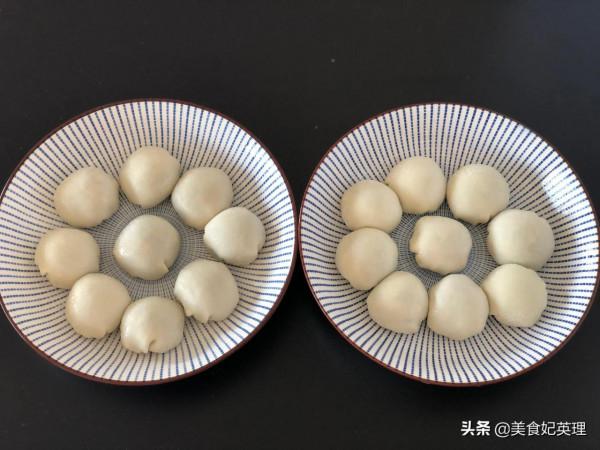 兒子最愛這餡餅，鮮香多汁一口一個，我偷笑，不用和麵做法超簡單