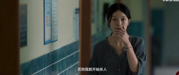 樓下被劫持，樓上做手術？《誤殺2》最大的Bug，卻是最有力的控訴