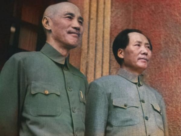 蔣介石到延安,參觀毛主席的窯洞後失眠,敗退時說:最後悔去延安 蔣介石到延安,參觀毛主席的窯洞後失眠,敗退時說:最後悔去延安