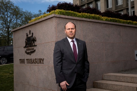 澳洲政府花錢“上癮”:經濟正在好轉,但預算卻沒有 澳洲政府花錢“上癮”:經濟正在好轉,但預算卻沒有