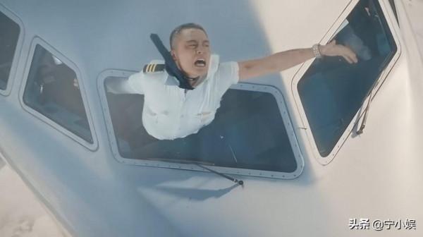 誰說年輕人難演硬漢？這6位接班人，個個戲外低調，戲裡實力不凡