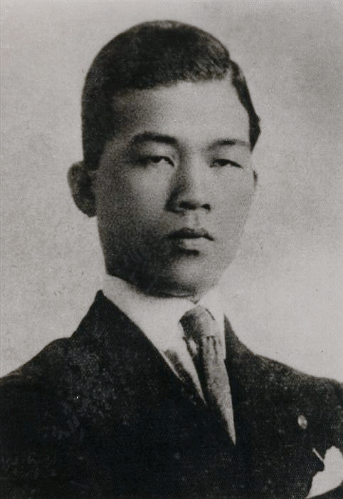 1950年，景德鎮上一家瓷器店的老闆被捕，周恩來：該和他算賬了