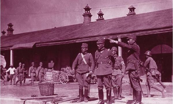 東條英機絞刑全過程:手腳因不聽使喚而發抖,骨灰被美軍拋向大海 東條英機絞刑全過程:手腳因不聽使喚而發抖,骨灰被美軍拋向大海