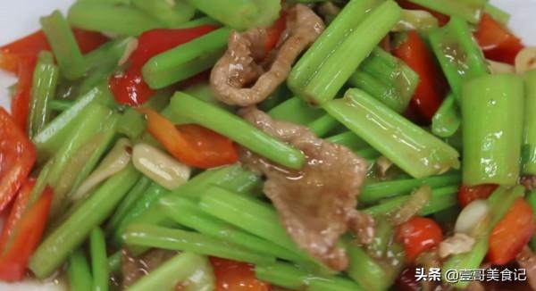 芹菜最解饞的吃法,我家一週吃3次,營養又下飯,比大魚大肉還香 芹菜最解饞的吃法,我家一週吃3次,營養又下飯,比大魚大肉還香