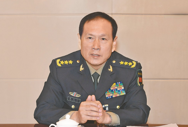 俄羅斯國防部長是大將，中國防長是上將，美國防長是什麼軍銜？