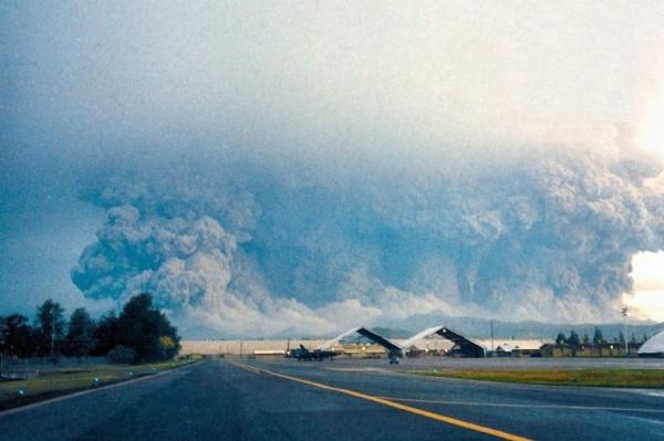 兩座軍事基地,是如何改變這個國家的? 兩座軍事基地,是如何改變這個國家的?